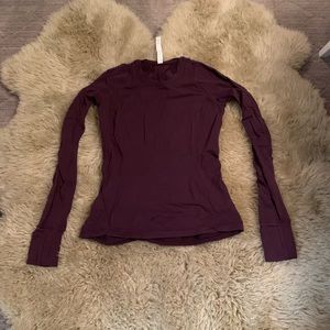Lululemon running top